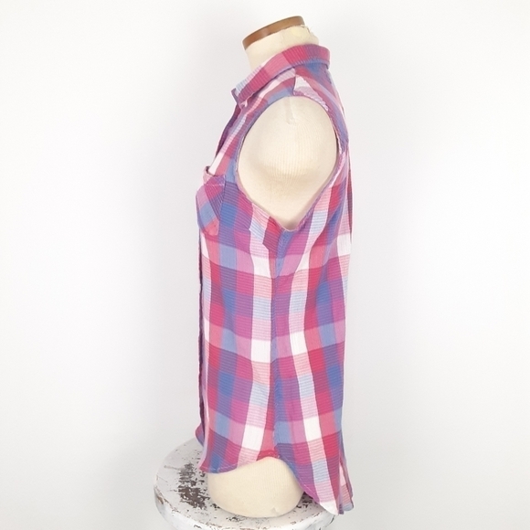 Rails | Gavin Sleeveless Button Up - Picture 5 of 10